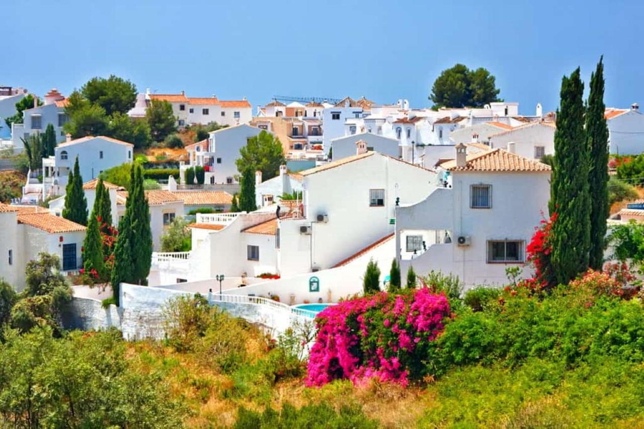 Villa Casa Kaluel Adosado Blanco Nerja Exterior foto
